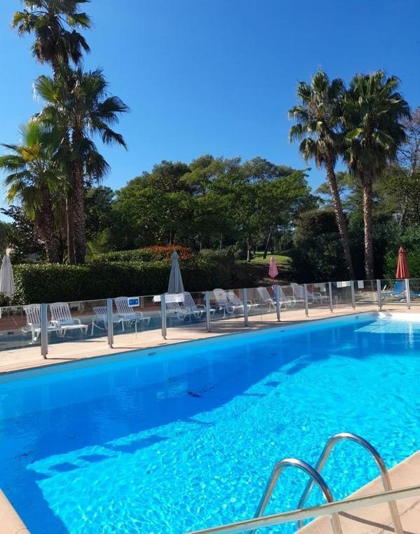 Appartement 30 m2, piscine et parking privé Mouans-Sartoux Esterno foto