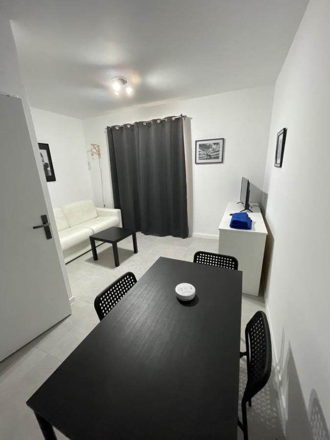 Appartement 30 m2, piscine et parking privé Mouans-Sartoux Esterno foto