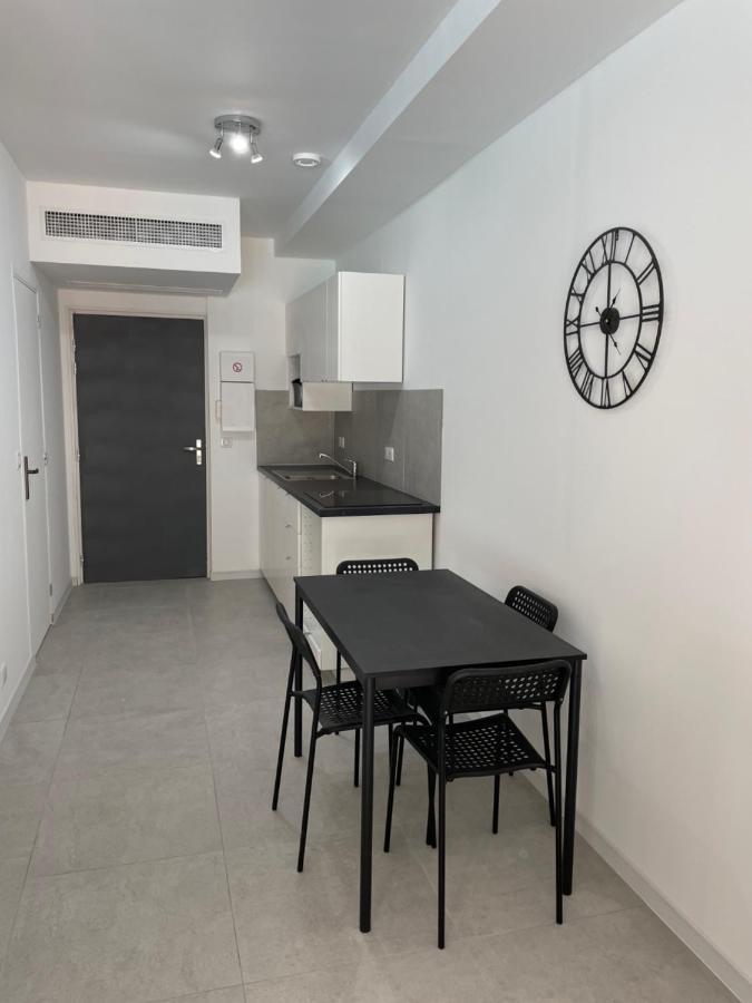 Appartement 30 m2, piscine et parking privé Mouans-Sartoux Esterno foto